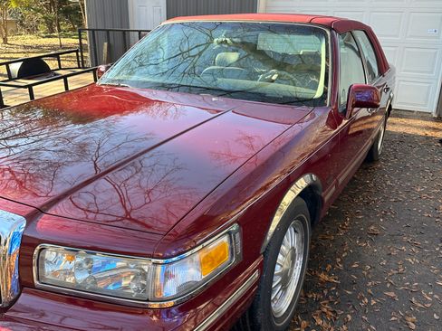 Used 1996 Lincoln Town Car Cartier image 4
