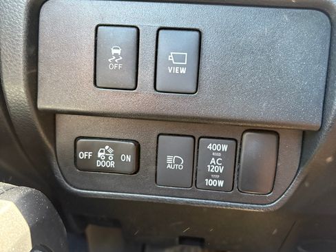 Used 2021 Toyota Tacoma TRD Pro AWD/4WD image 26