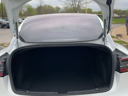 Used 2018 Tesla Model 3 Long Range image 5