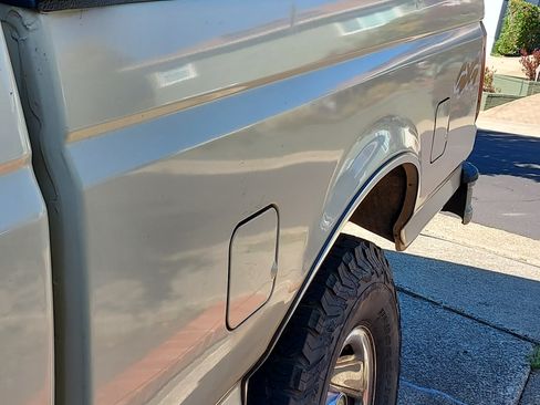 Used 1995 Ford F150 XL image 9