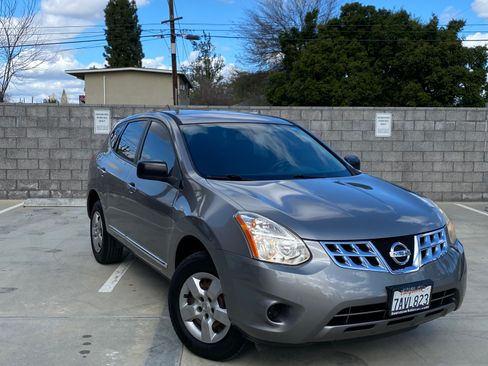 Used 2013 Nissan Rogue S image 6