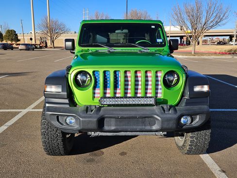 Used 2018 Jeep Wrangler Unlimited Sport S image 4