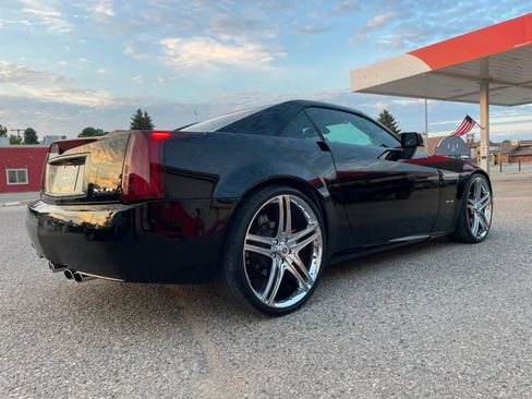 Used 2004 Cadillac XLR RWD image 8