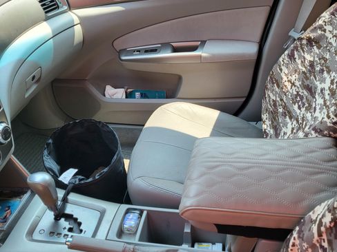 Used 2010 Subaru Forester 2.5X Limited image 4