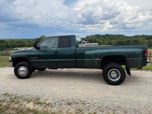 Used 2001 Dodge Ram 3500 Truck 4x4 Quad Cab image 1