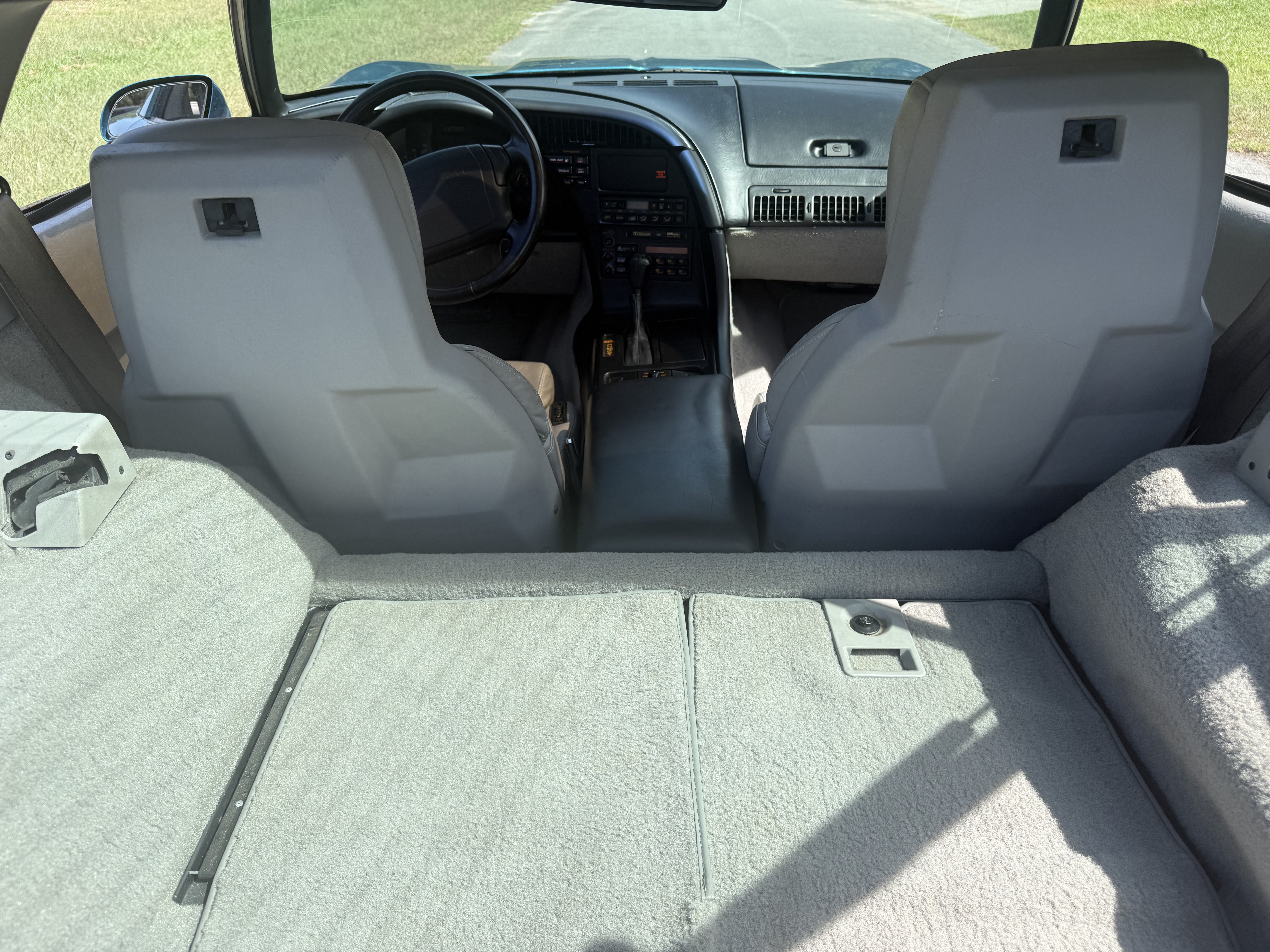 Used 1992 Chevrolet Corvette Coupe RWD image 19