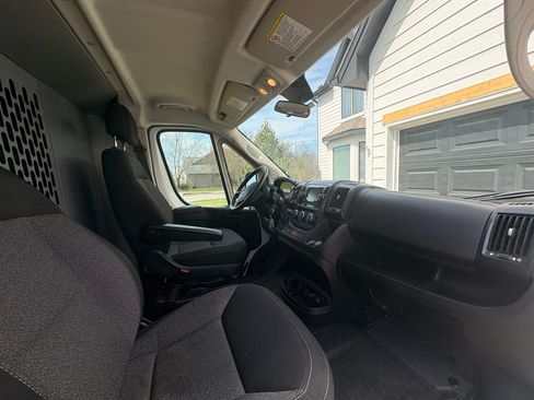 Used 2019 RAM ProMaster 2500 image 12