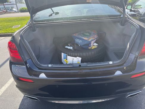 Used 2014 BMW 750i 750i Sedan 4D image 9