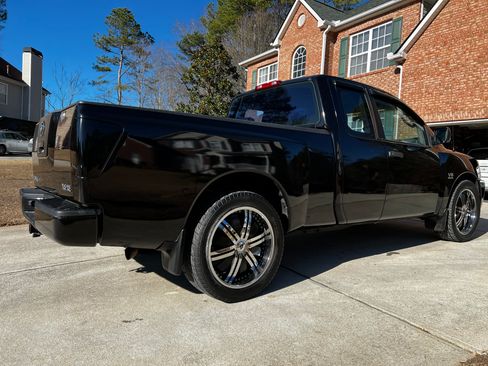 Used 2004 Nissan Titan XE image 17