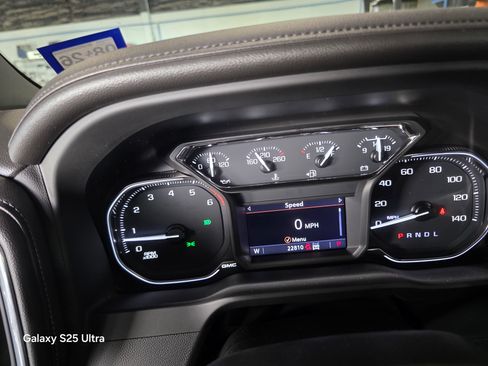 Used 2022 GMC Sierra 1500 SLT image 26