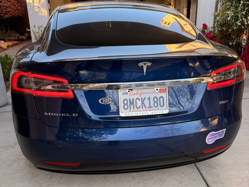 Used 2018 Tesla Model S P100D image 2