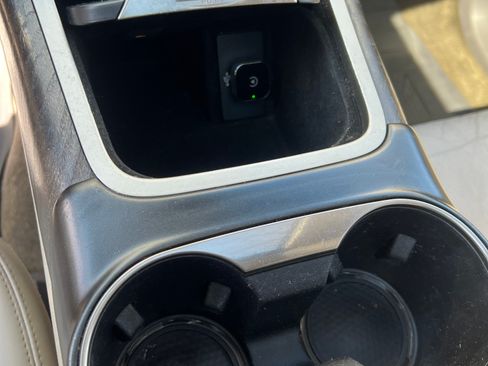 Used 2018 Lincoln MKX Reserve w/ Driver Assistance Package image 16