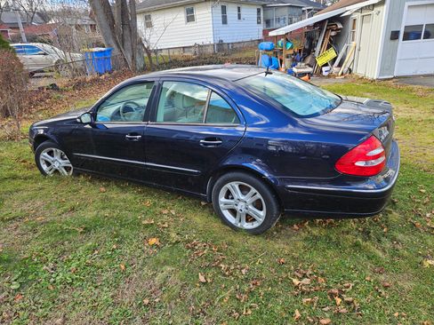 Used 2006 Mercedes-Benz E 350 4MATIC Sedan image 1