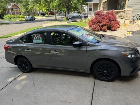 Used 2018 Nissan Sentra S w/ S Midnight Style Package image 6