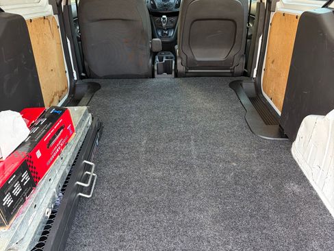 Used 2015 Ford Transit Connect XL image 13