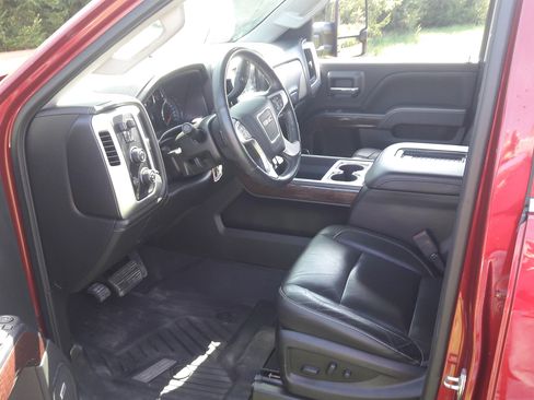 Used 2019 GMC Sierra 2500 SLT AWD/4WD image 8