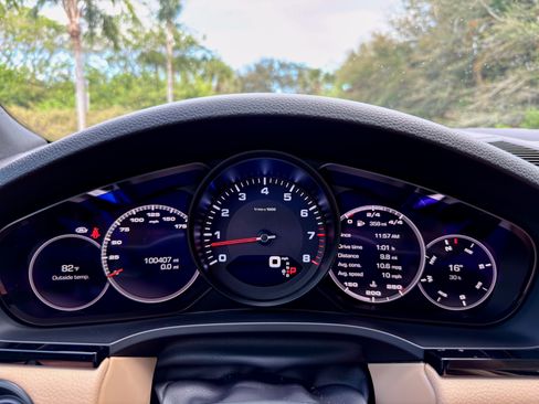 Used 2019 Porsche Cayenne image 15