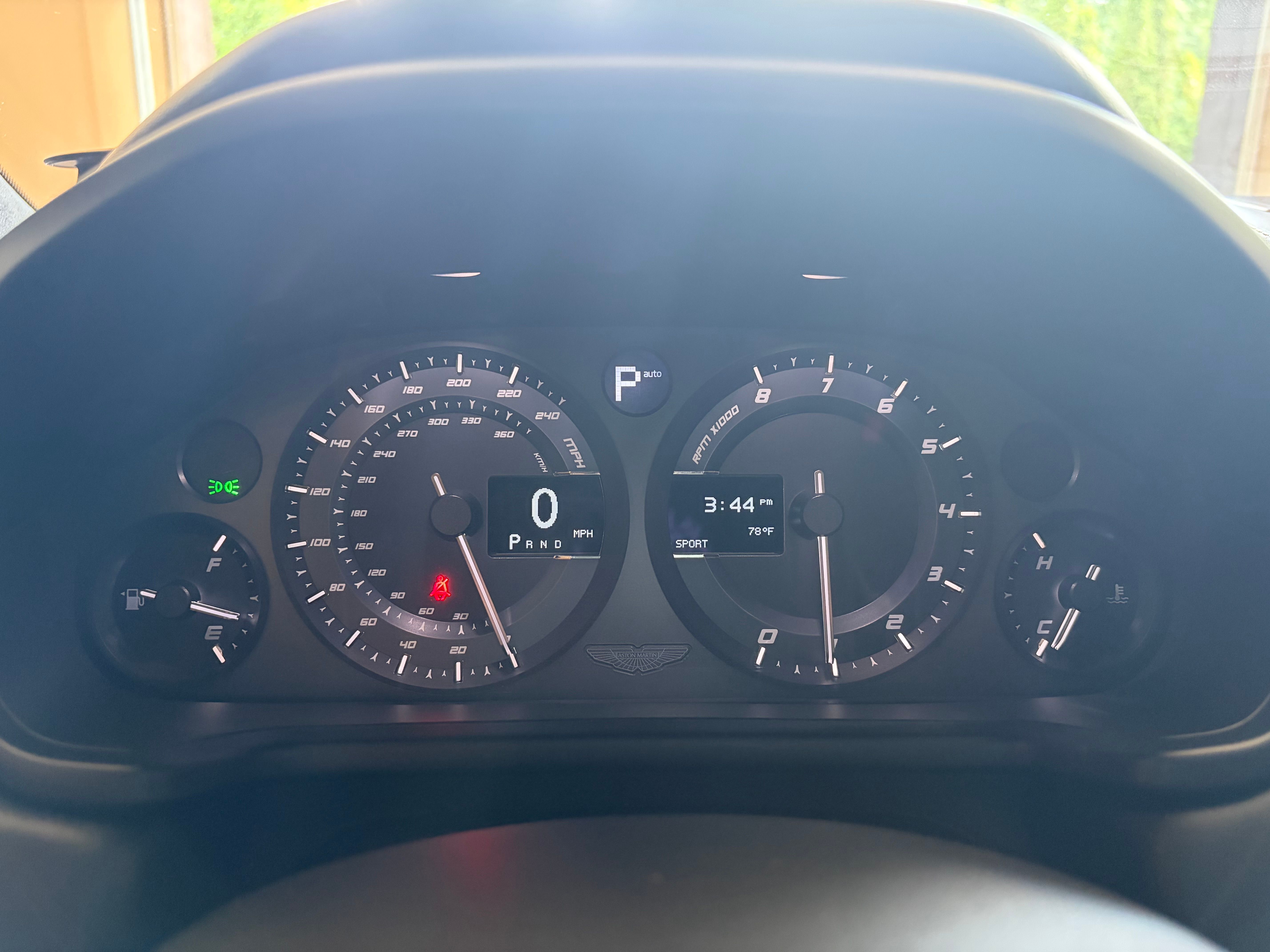 Used 2018 Aston Martin Vanquish S RWD image 15