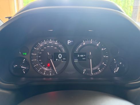 Used 2018 Aston Martin Vanquish S RWD image 15