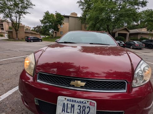 Used 2014 Chevrolet Impala LT w/ LT Sunroof Package FWD image 10