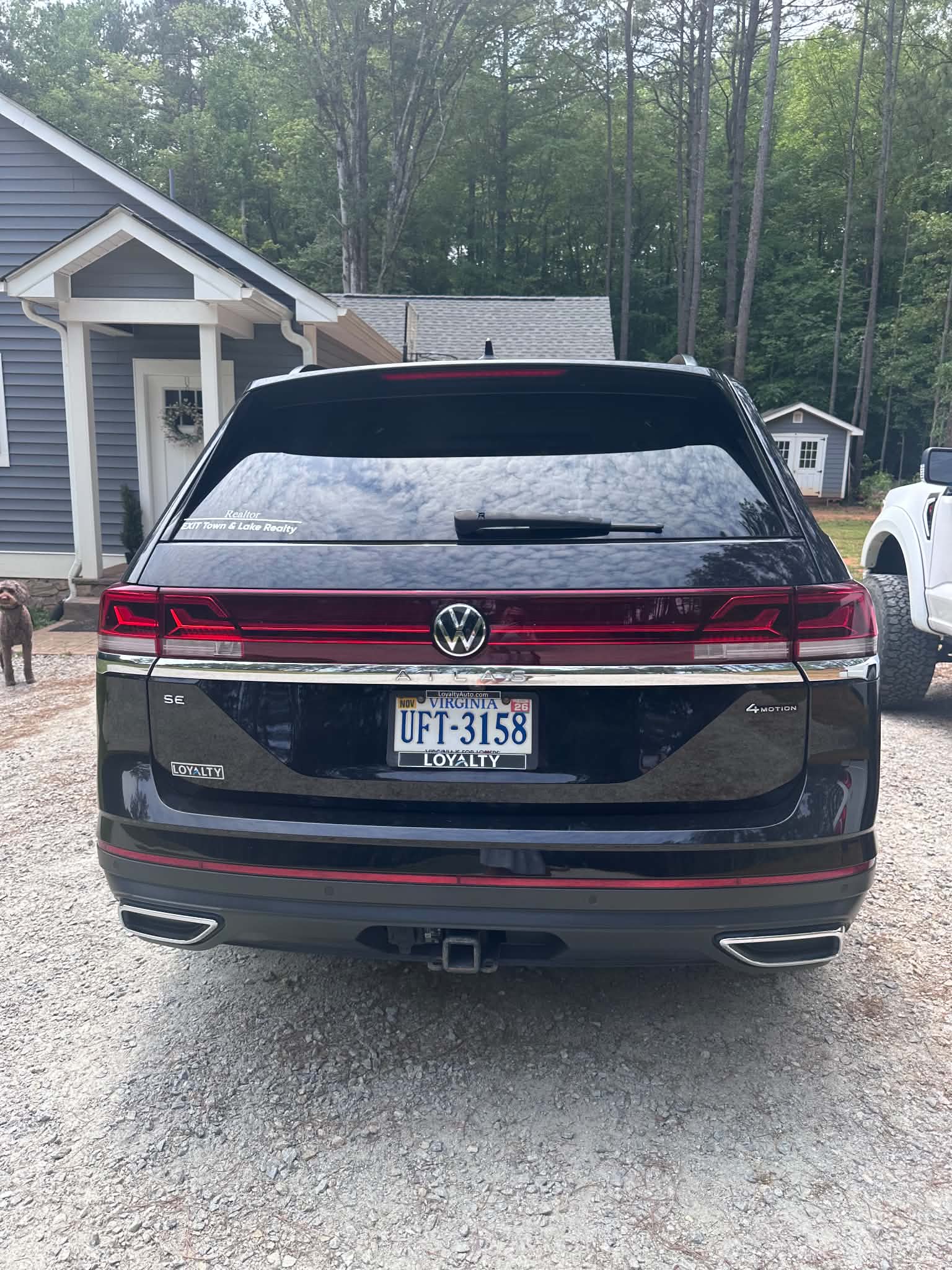 Used 2024 Volkswagen Atlas SE AWD/4WD image 5