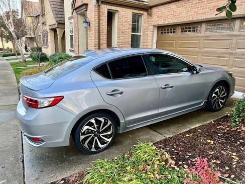 Used 2016 Acura ILX image 4