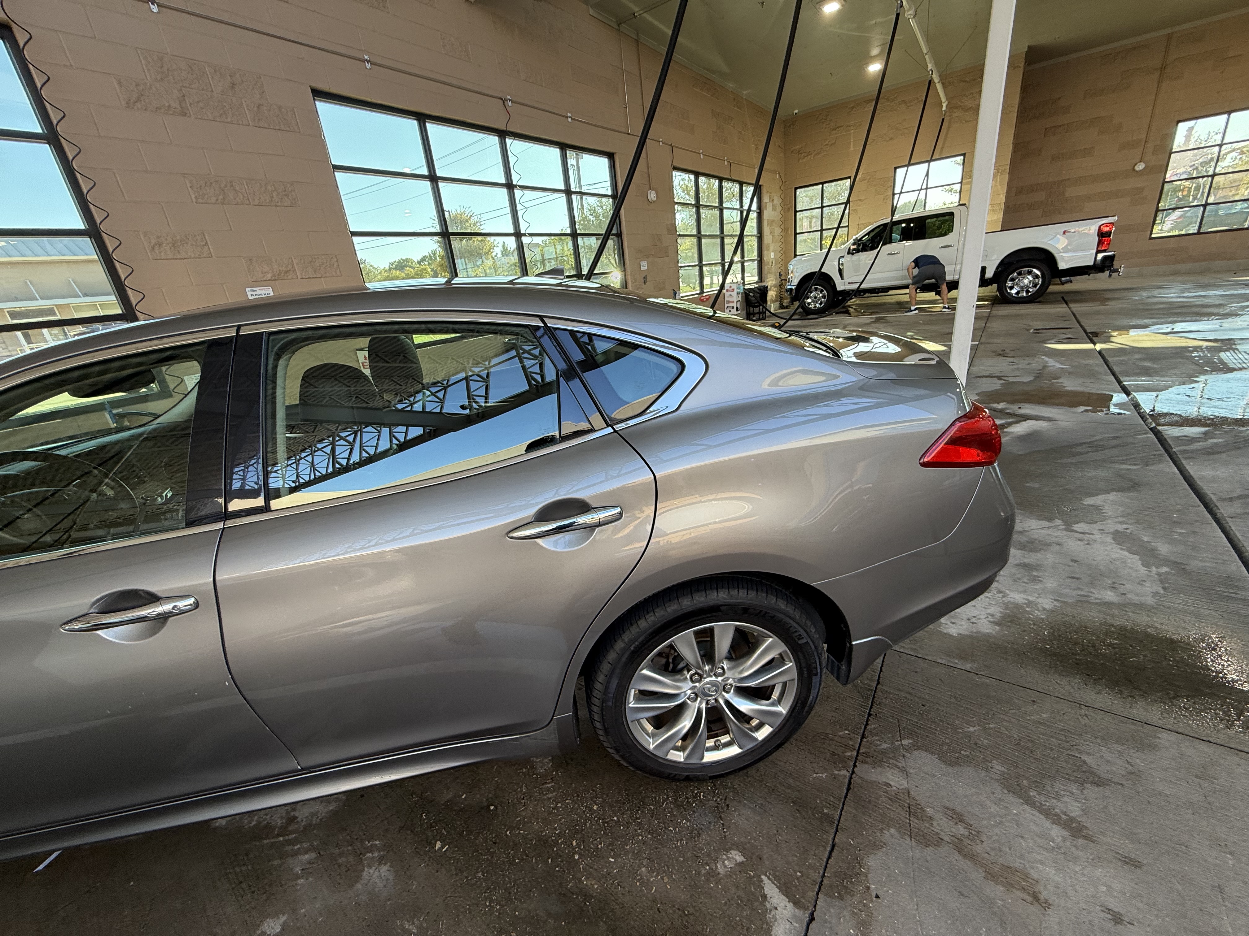 Used 2012 INFINITI M37 x w/ Premium Pkg AWD/4WD image 23