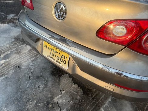 Used 2009 Volkswagen CC Sport image 12