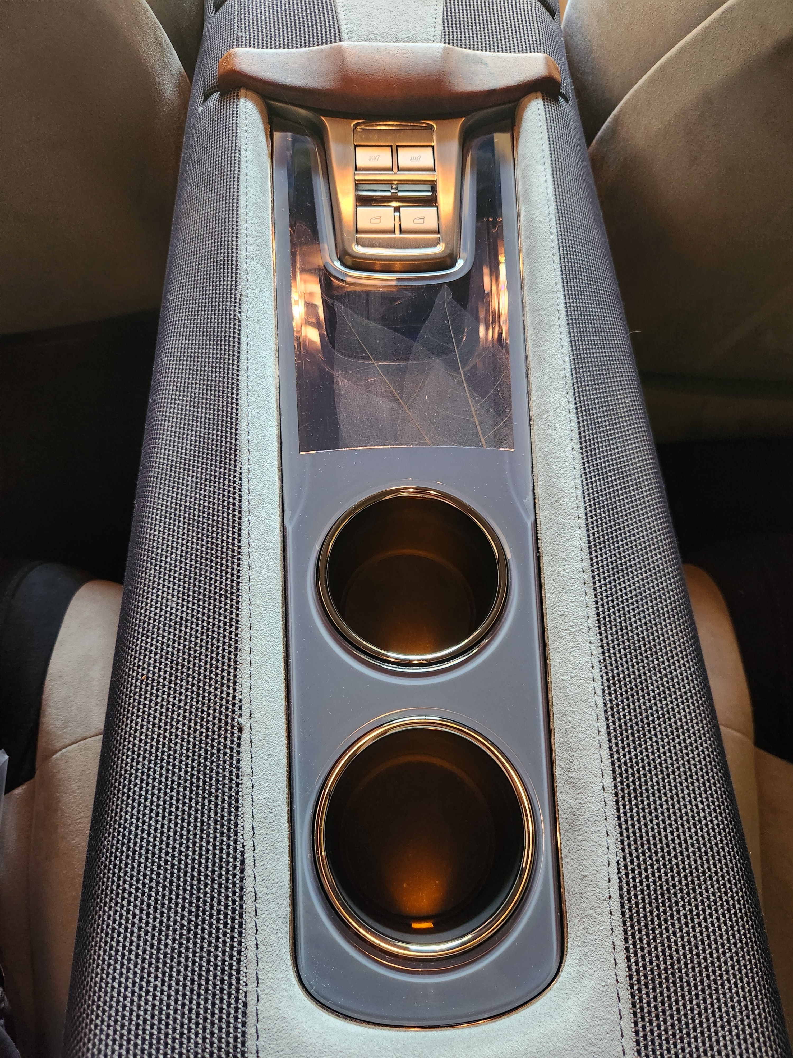Used 2012 Fisker Karma EcoChic RWD image 18