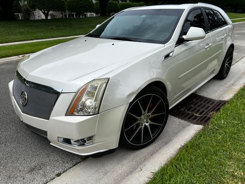 Used 2011 Cadillac CTS Performance RWD image 4