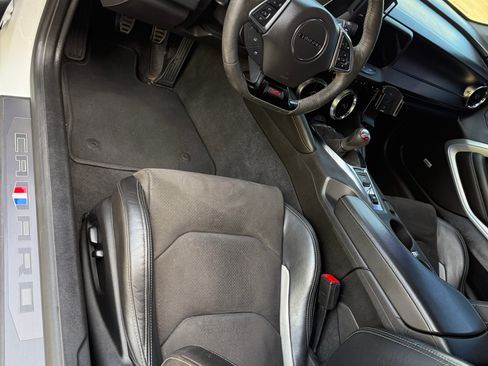 Used 2021 Chevrolet Camaro SS image 4