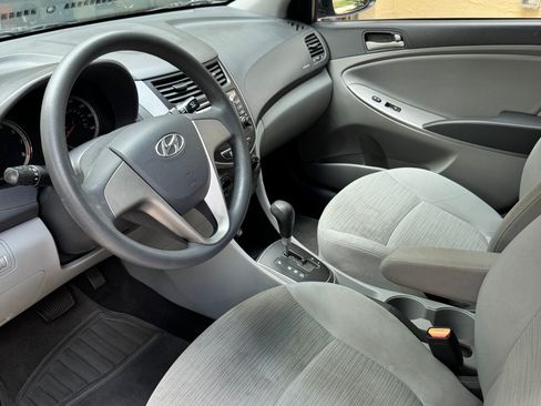Used 2016 Hyundai Accent SE FWD image 11