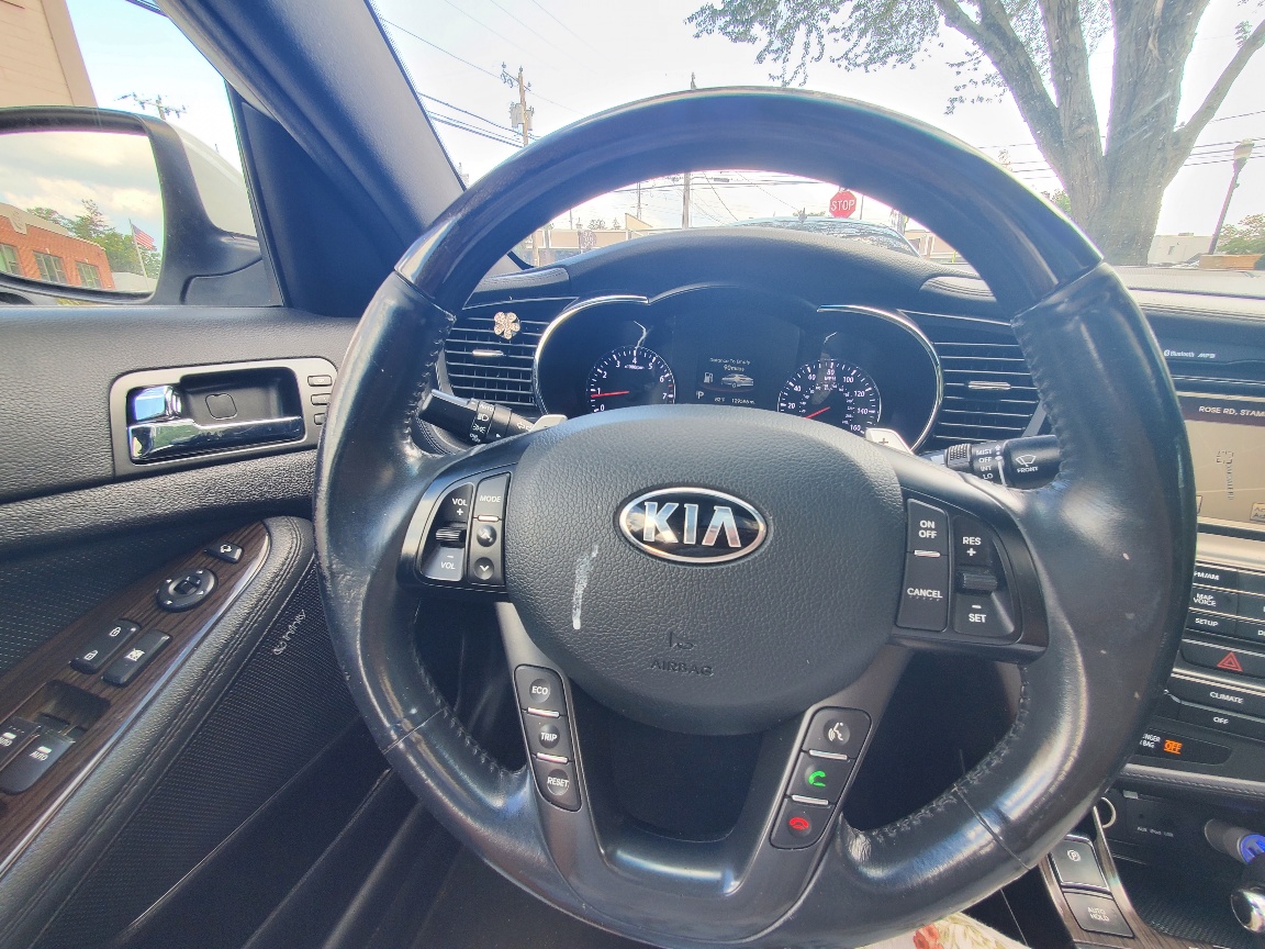 Used 2013 Kia Optima SX w/ Limited Pkg FWD image 15