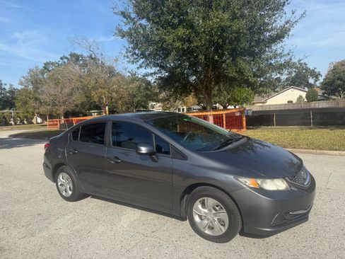 Used 2013 Honda Civic LX image 5