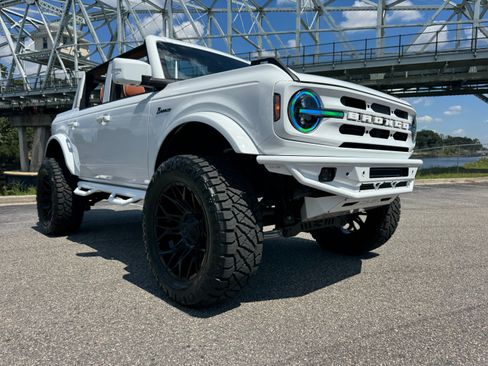 Used 2022 Ford Bronco Outer Banks AWD/4WD image 10