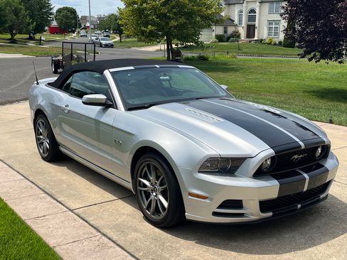 Used 2014 Ford Mustang GT Premium w/ Brembo Brake Package image 1