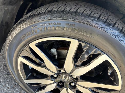 Used 2021 Honda Pilot Elite image 19