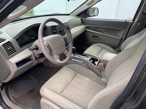 Used 2006 Jeep Grand Cherokee Laredo image 5