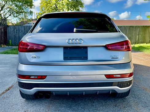 Used 2017 Audi Q3 2.0T Prestige image 4