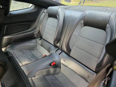 Used 2020 Ford Mustang Shelby GT350 w/ Technology Package image 18