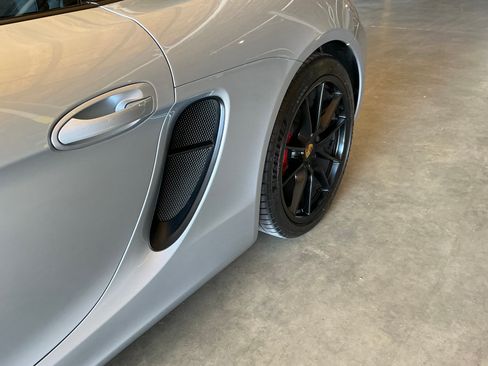 Used 2014 Porsche Cayman S image 17