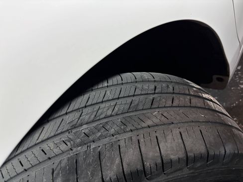 Used 2007 Toyota Camry Hybrid Sedan 4D image 12