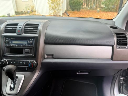 Used 2011 Honda CR-V LX image 11