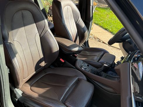 Used 2017 BMW X1 xDrive28i image 17