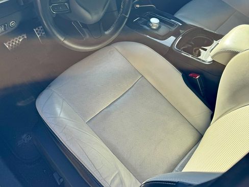 Used 2017 Chrysler 300 S w/ 300S Premium Group 2 image 14