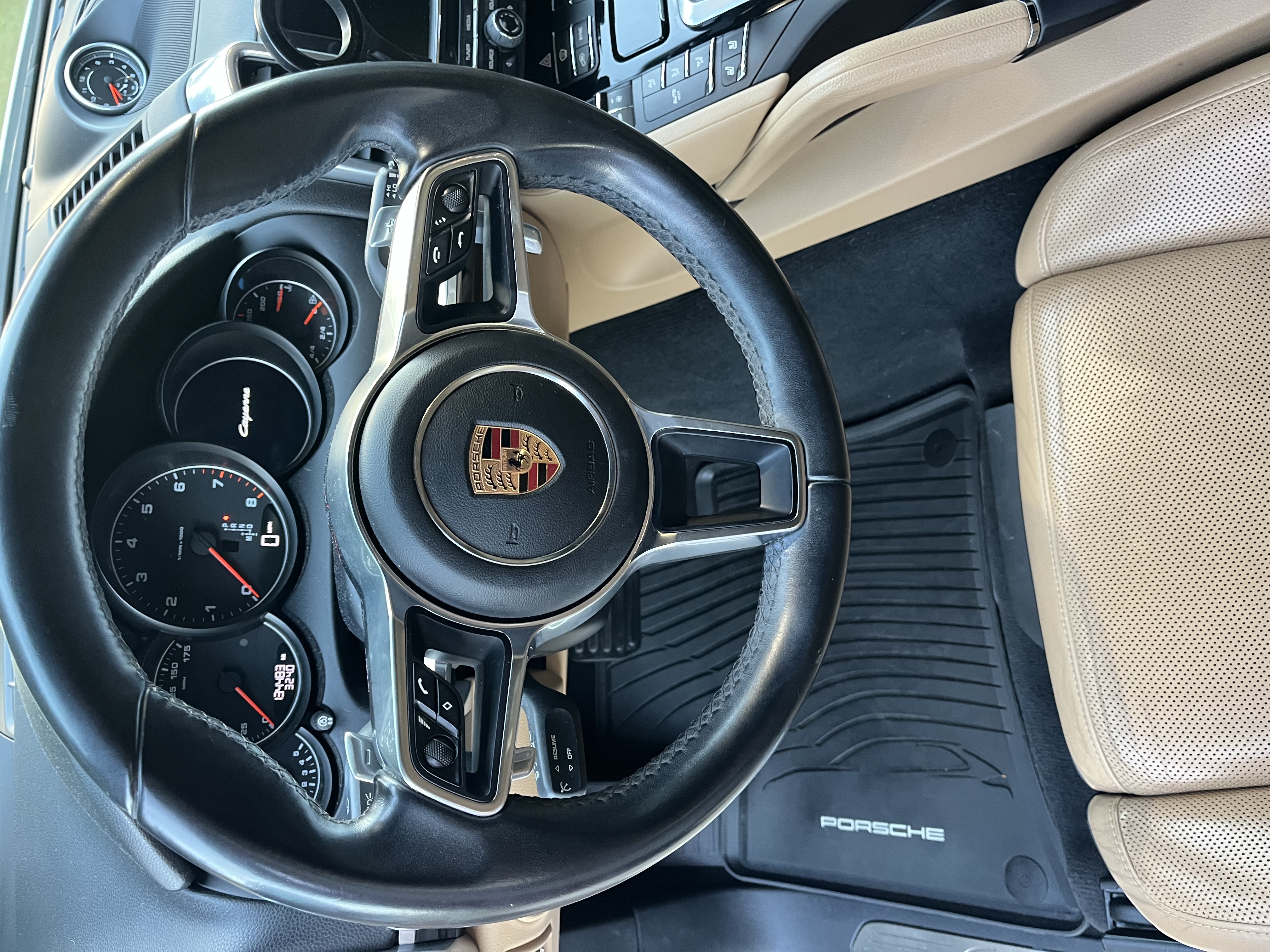 Used 2016 Porsche Cayenne AWD/4WD image 12