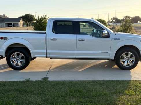 Used 2018 Ford F150 Platinum w/ Equipment Group 701A Luxury AWD/4WD image 6