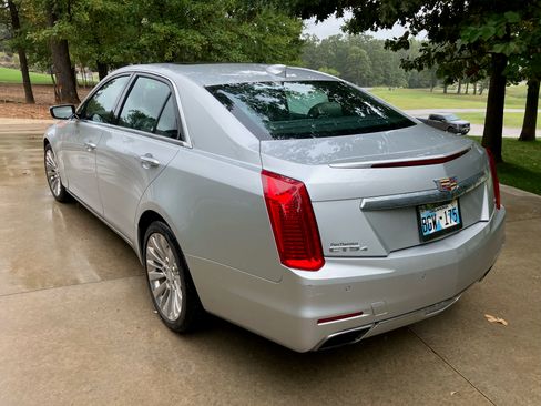 Used 2015 Cadillac CTS Luxury image 8