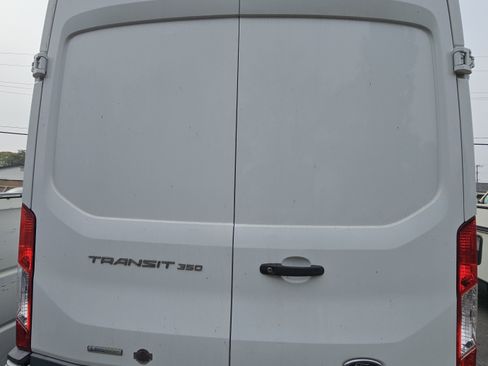 Used 2018 Ford Transit 350 148 High Roof Extended image 4