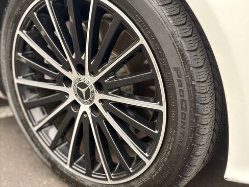 Used 2019 Mercedes-Benz C 300 Sedan image 26